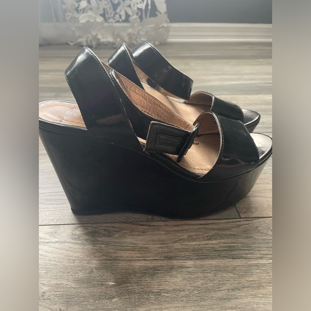 BCBG patent leather platform wedge sandal, size 7 1/2.